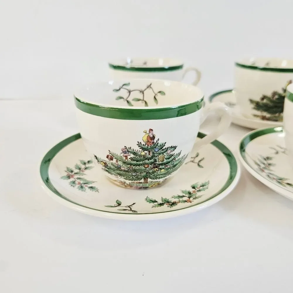 Vintage Spode England Christmas Tree Holly Eight Piece Tea Cup Saucer Set S-3324